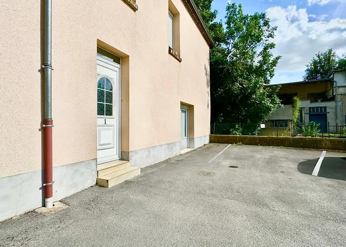 Le Cubry : Appart Hyper-Centre Avec Une Place De Parking